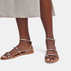 Dolce Vita Daren Sandals in Gold  NWT